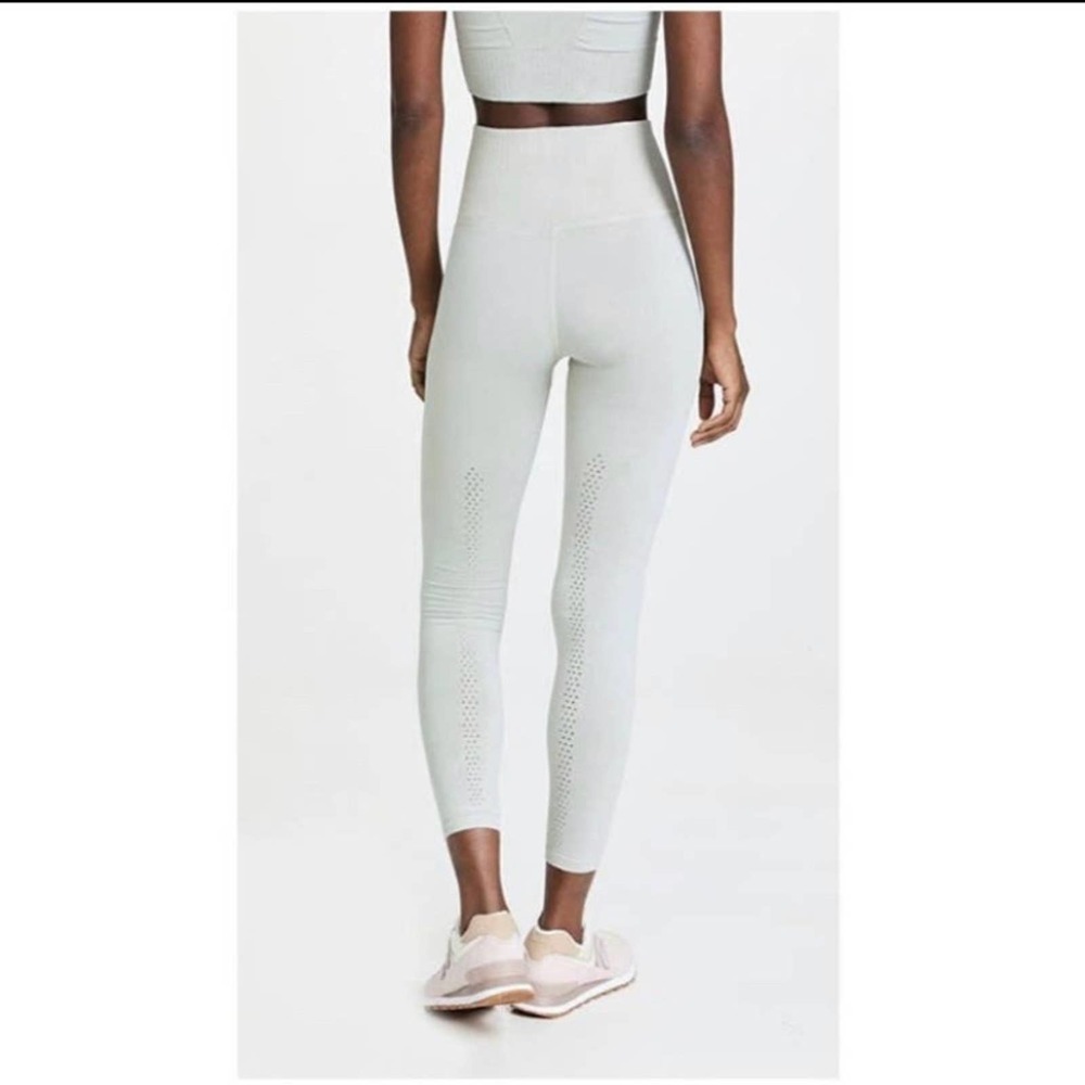 FREE PEOPLE Good Karma Legging | Sea Glass | Size M/L NWT - Picture 3 of 5